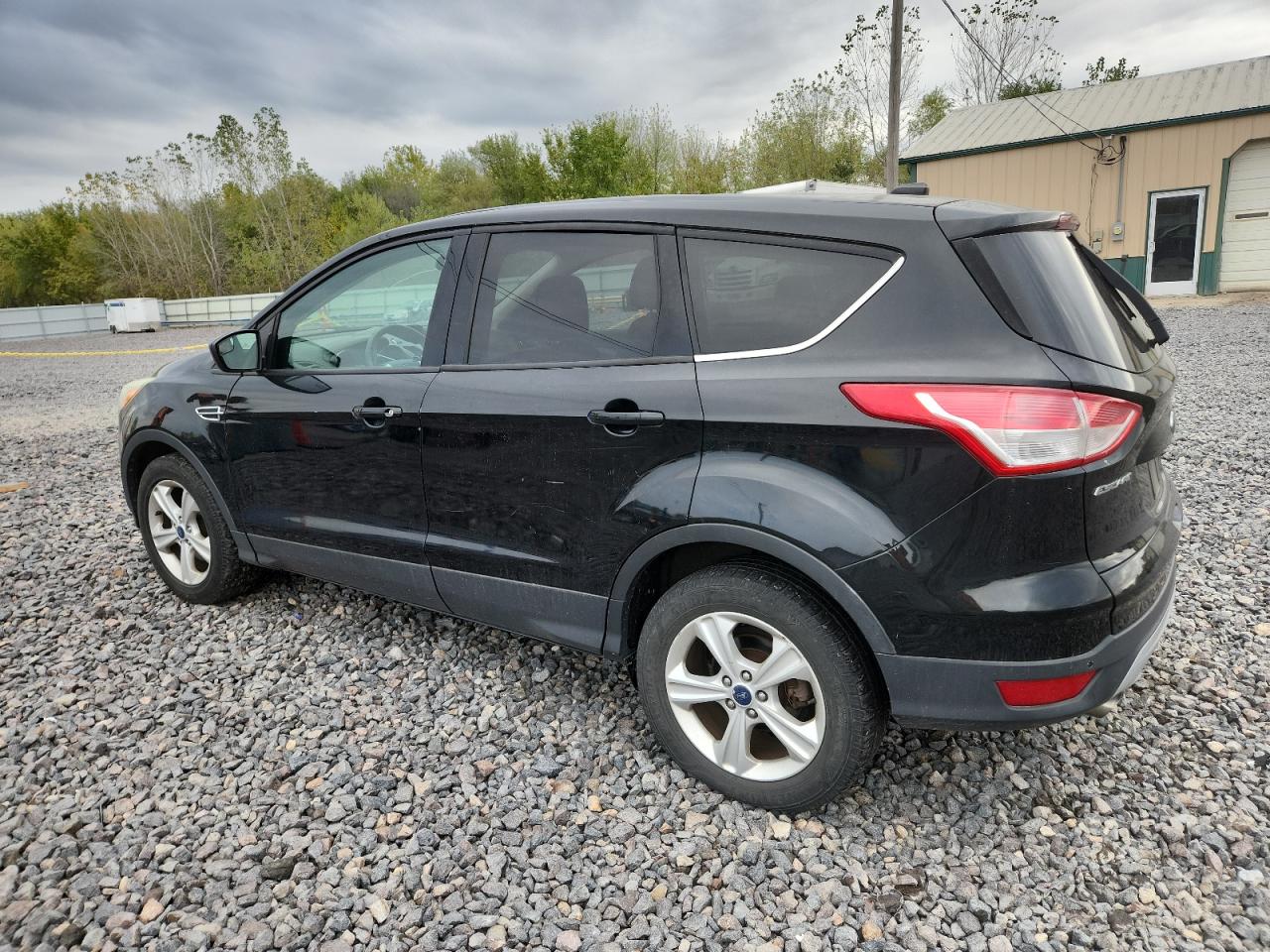 FORD ESCAPE SE