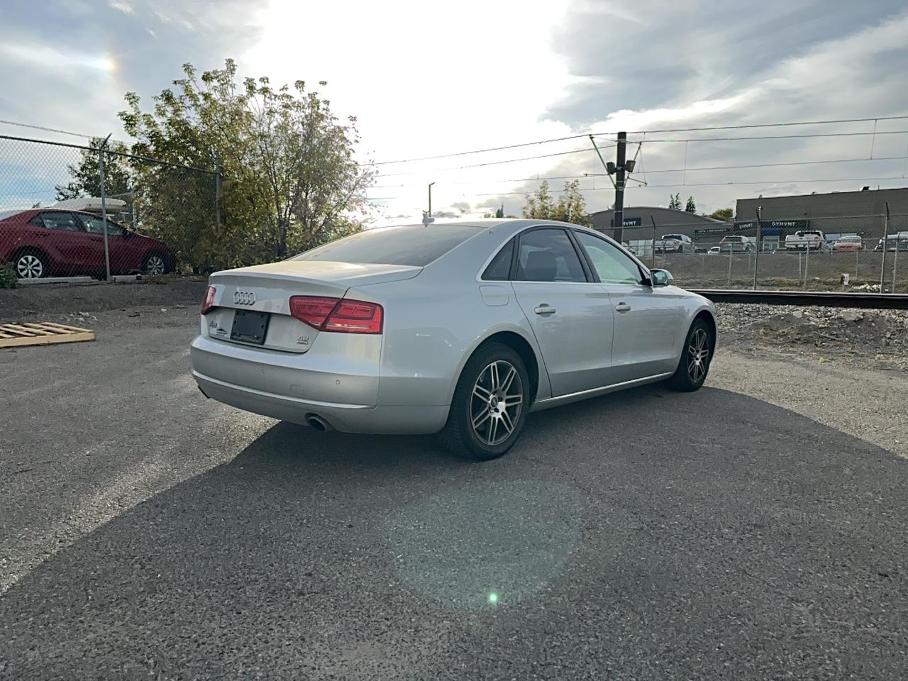 AUDI A8 QUATTRO
