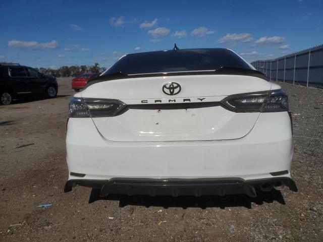 2019 TOYOTA CAMRY L - 4T1B11HK4KU841327