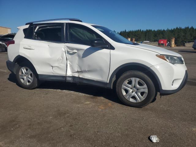 2015 TOYOTA RAV4 LE JTMZFREV7FJ042702