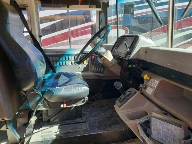 2005 FREIGHTLINER CHASSIS FS #3284341047