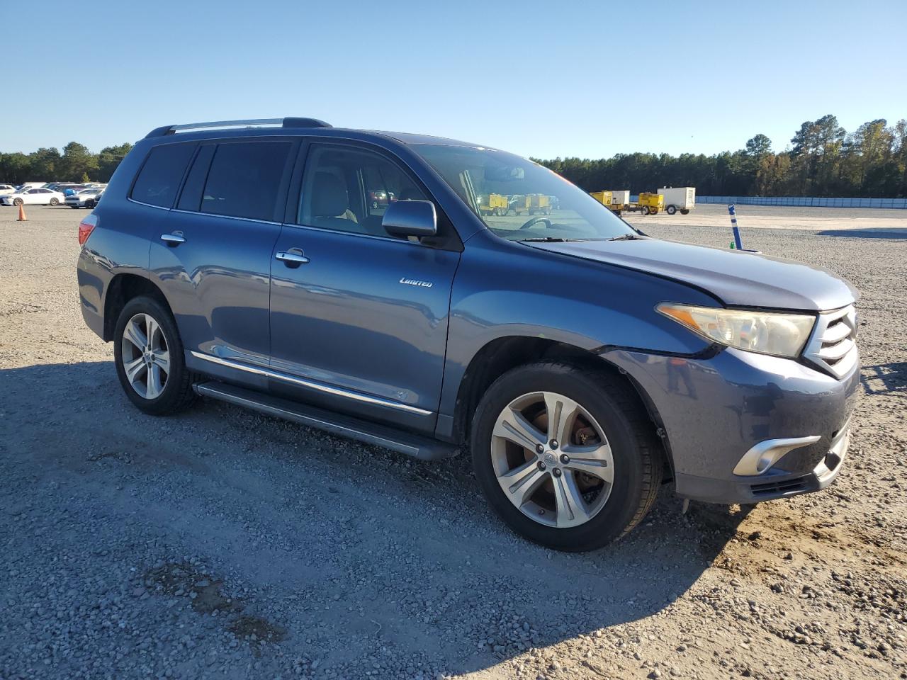 TOYOTA HIGHLANDER LIMITED