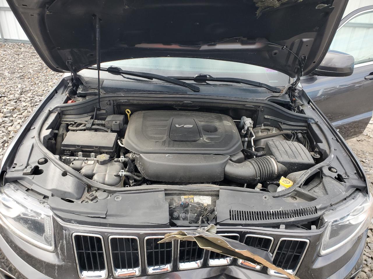 JEEP GRAND CHEROKEE LAREDO