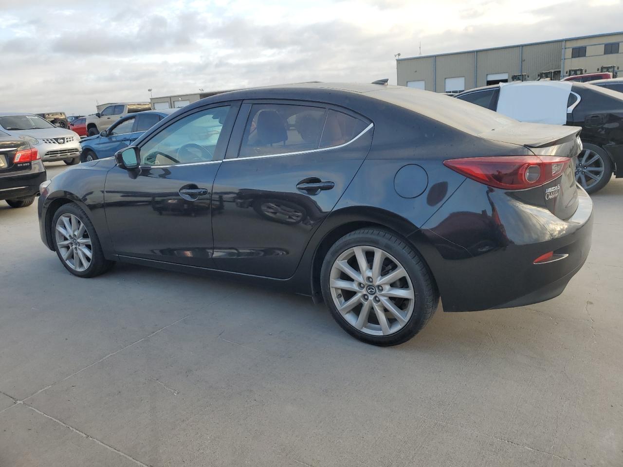 MAZDA 3 GRAND TOURING