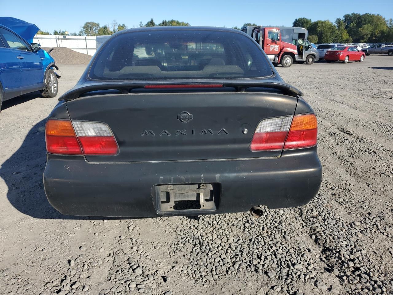 Lot #3274024484 1996 NISSAN MAXIMA