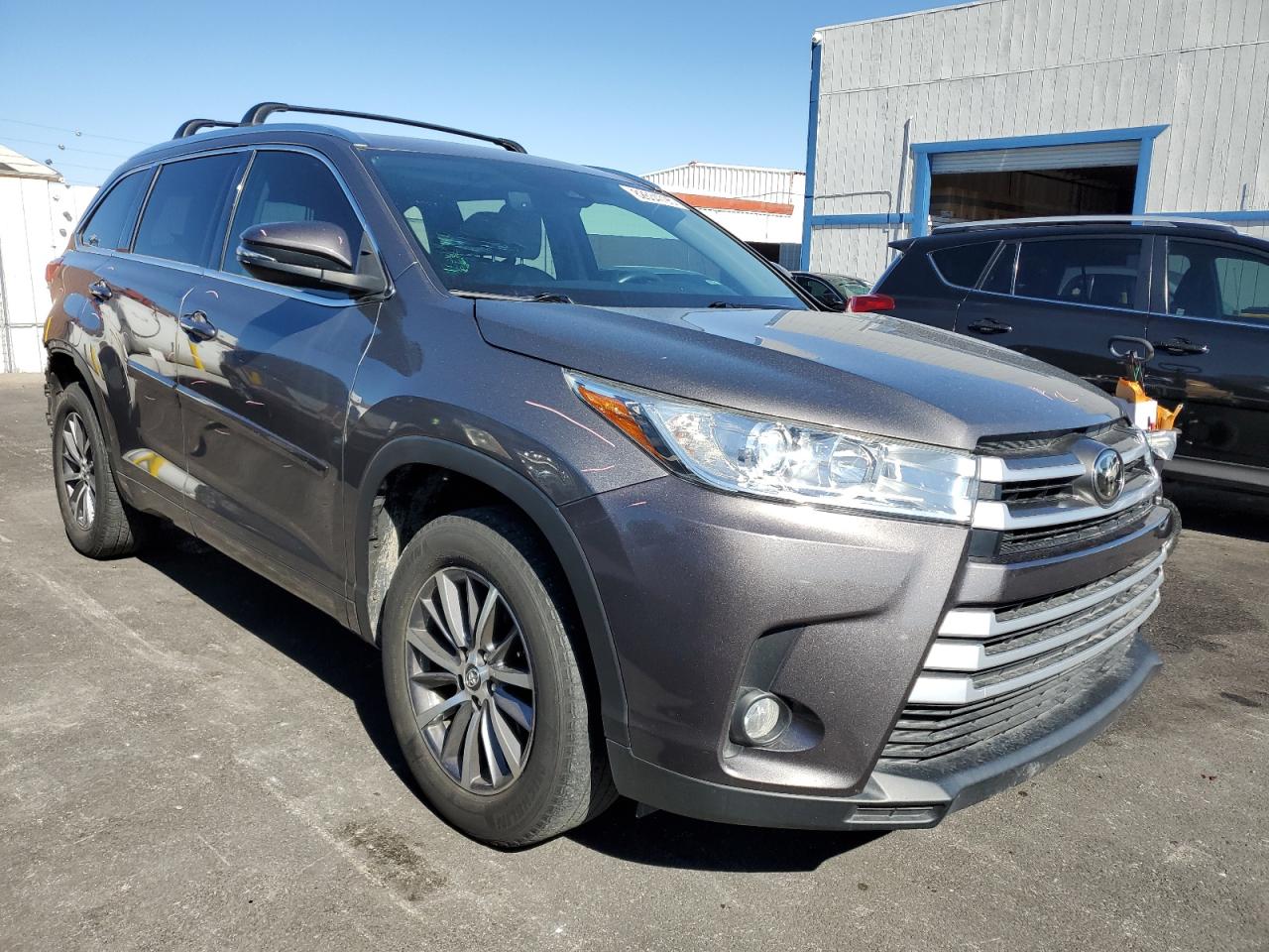 TOYOTA HIGHLANDER SE