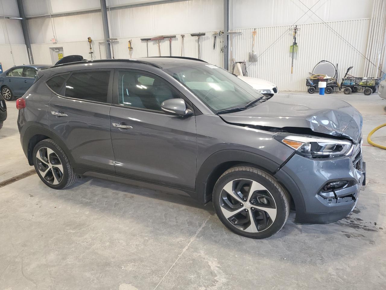 HYUNDAI TUCSON LIMITED