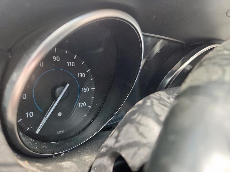 2019 JAGUAR XE PREMIUM #3302933611