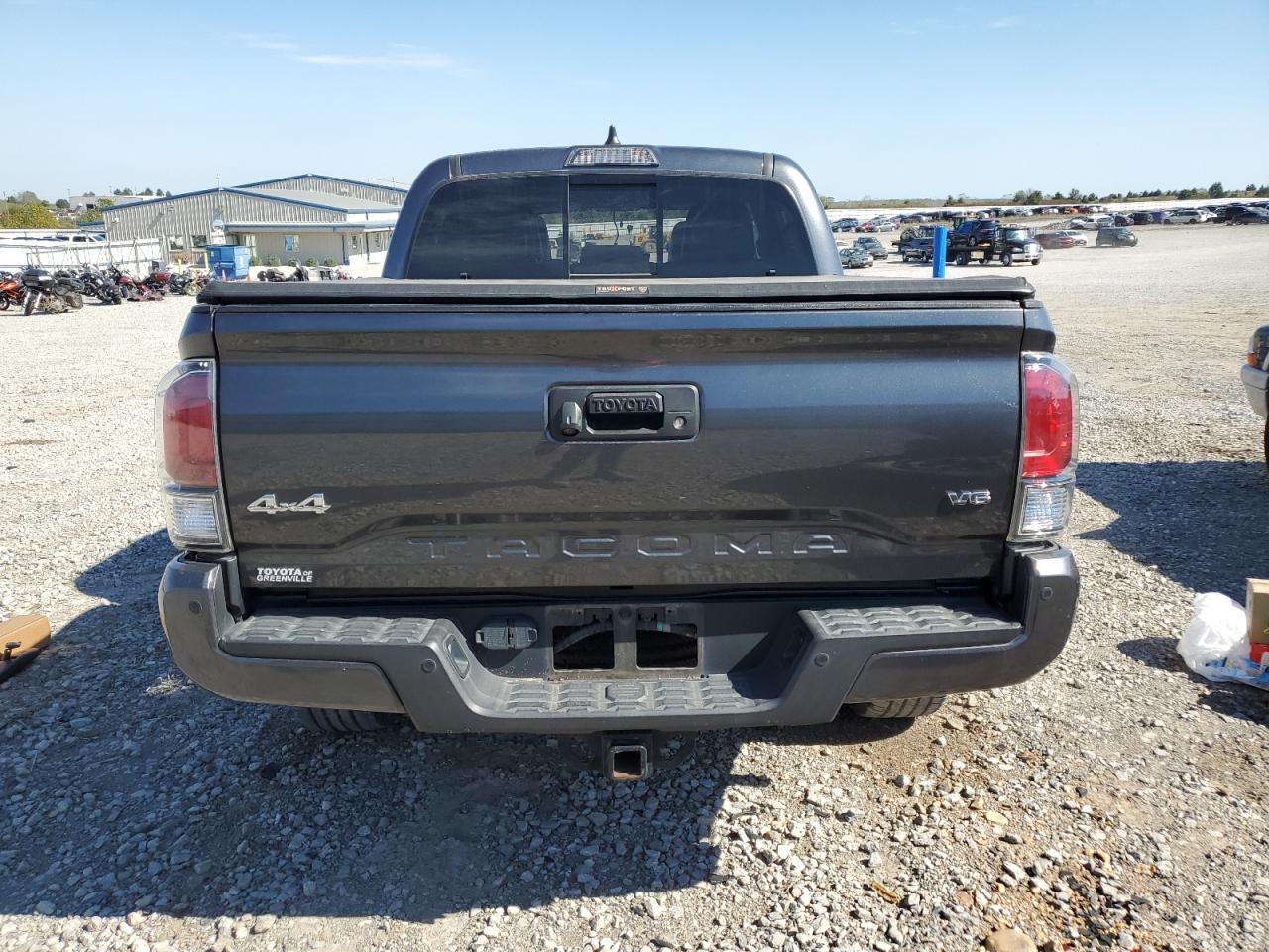 TOYOTA TACOMA DOUBLE CAB