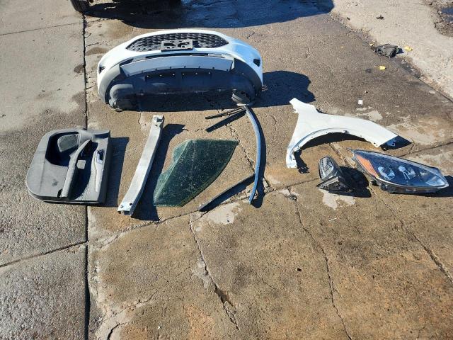 2021 FORD ESCAPE SE - 1FMCU9G61MUB27284