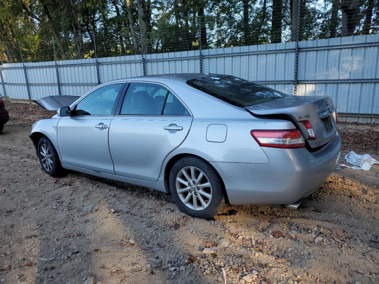 TOYOTA CAMRY SE