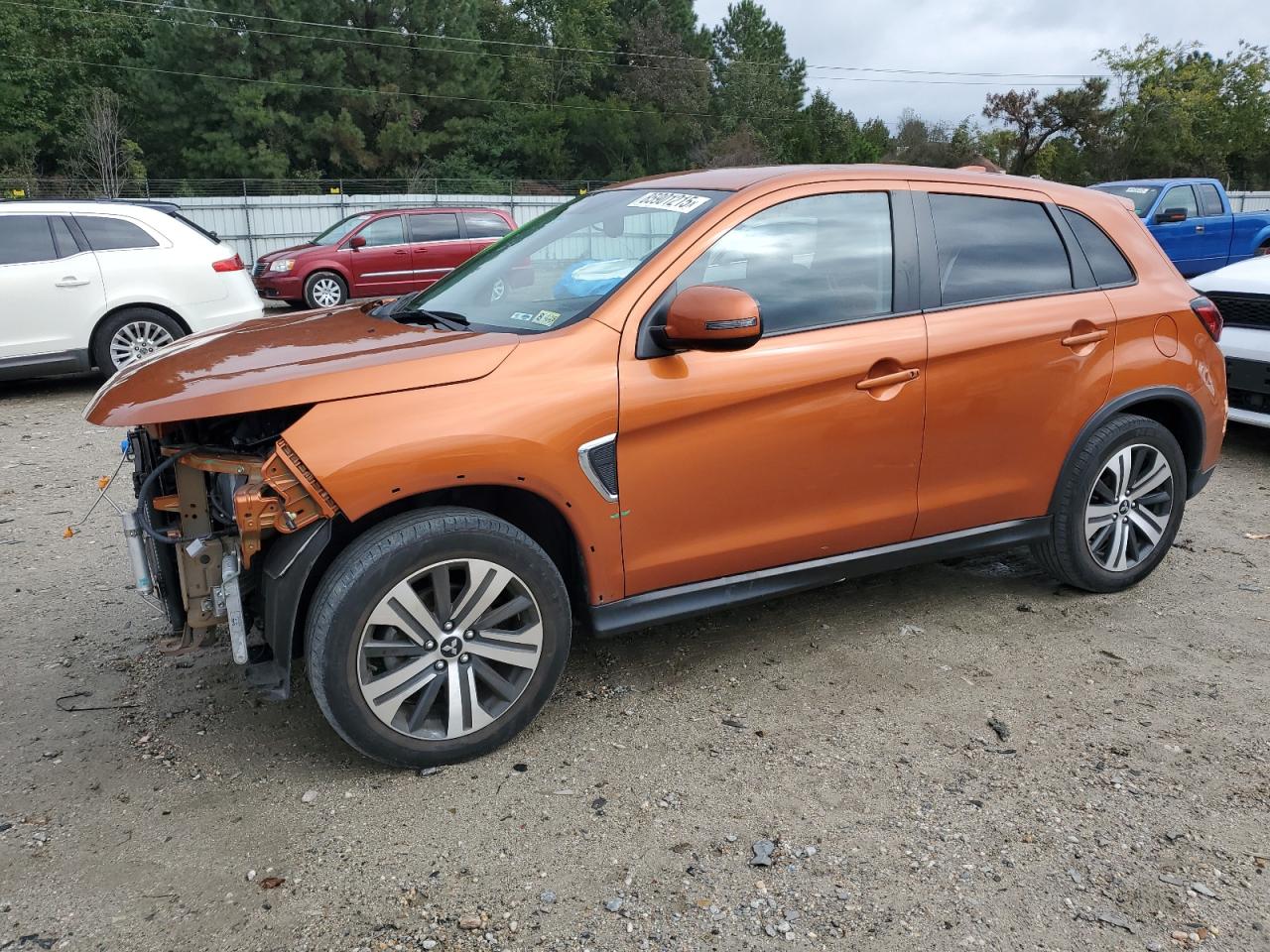 MITSUBISHI OUTLANDER SE