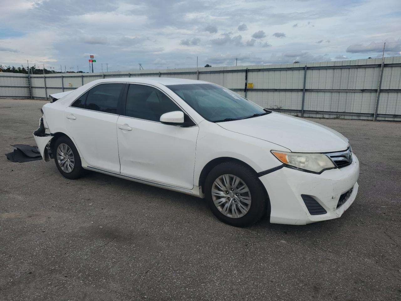 TOYOTA CAMRY L