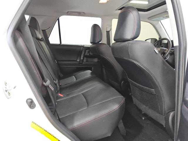 2024 TOYOTA 4RUNNER SR JTERU5JR8R6284716