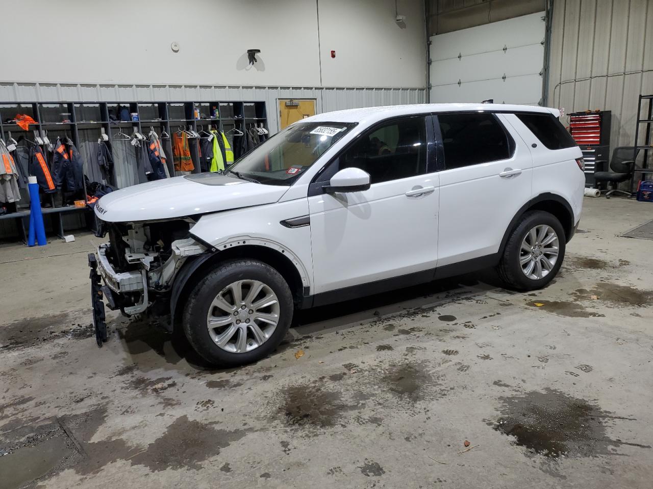 LAND ROVER DISCOVERY SE