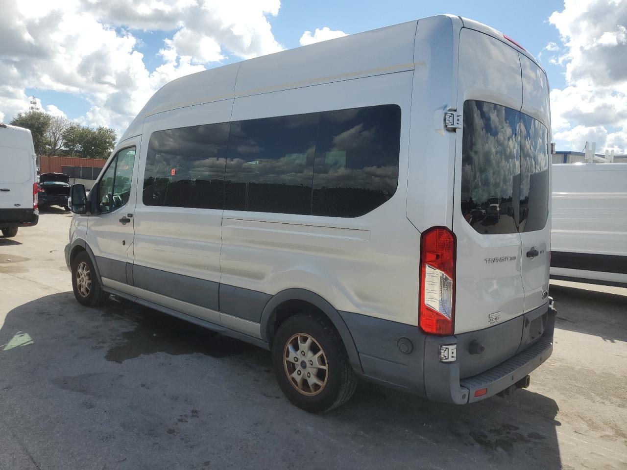 FORD TRANSIT T-350