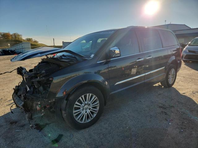 Global Auto Auctions: 2016 CHRYSLER TOWN & COU