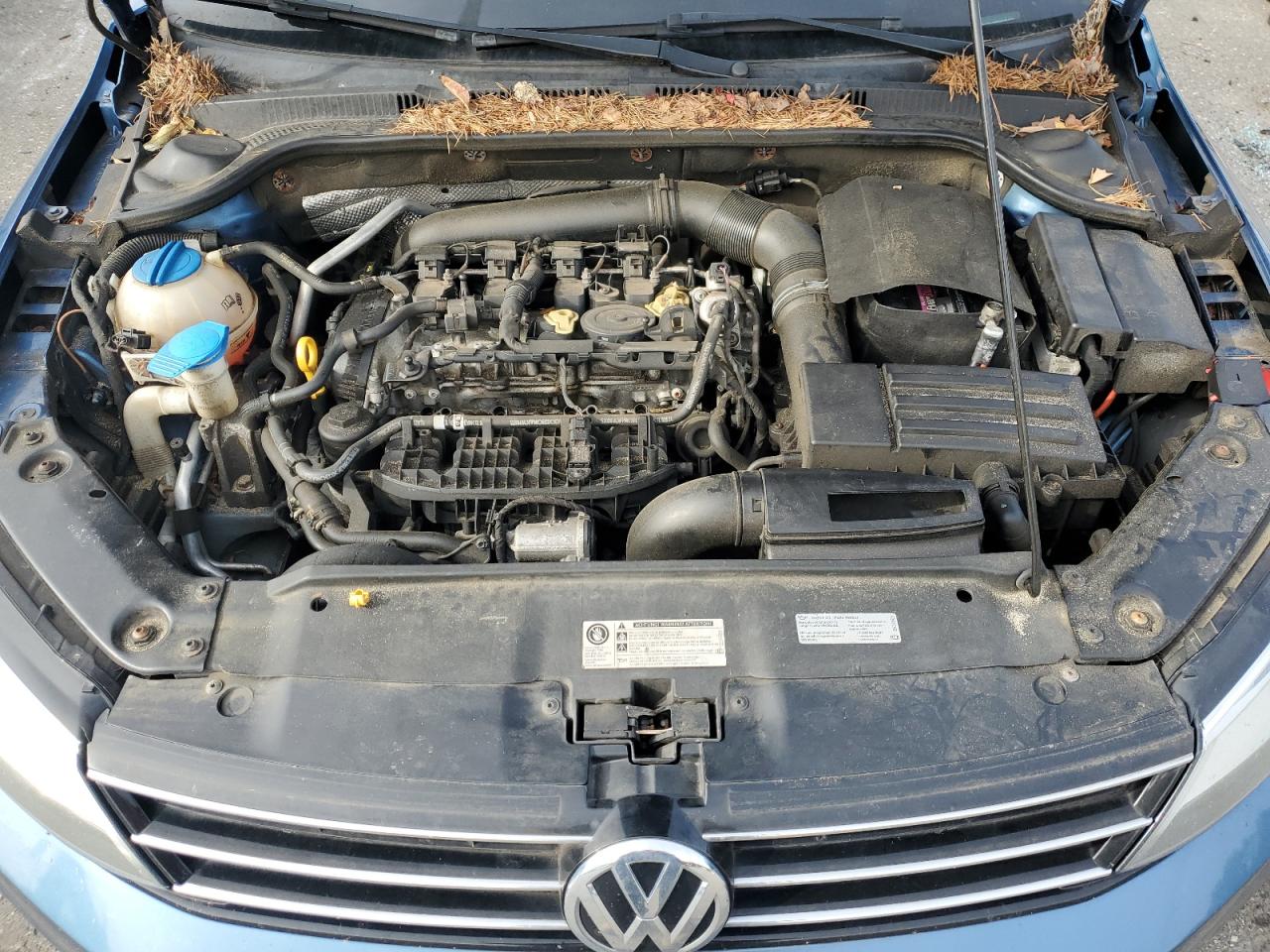 VOLKSWAGEN JETTA SE