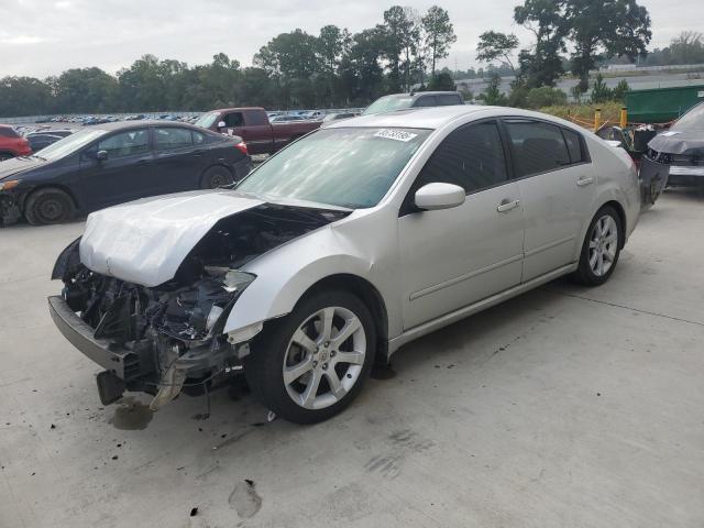 NISSAN MAXIMA SE