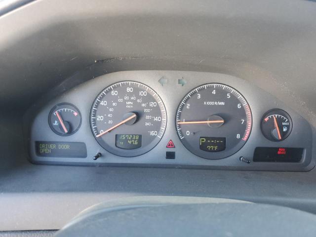 2002 VOLVO V70 XC #3284574353