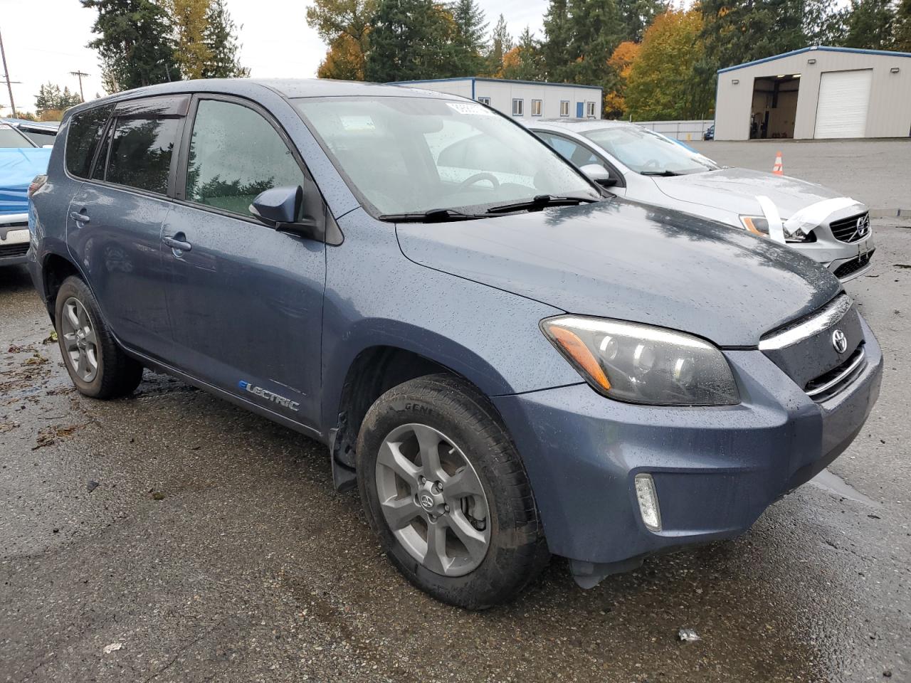 TOYOTA RAV4 EV
