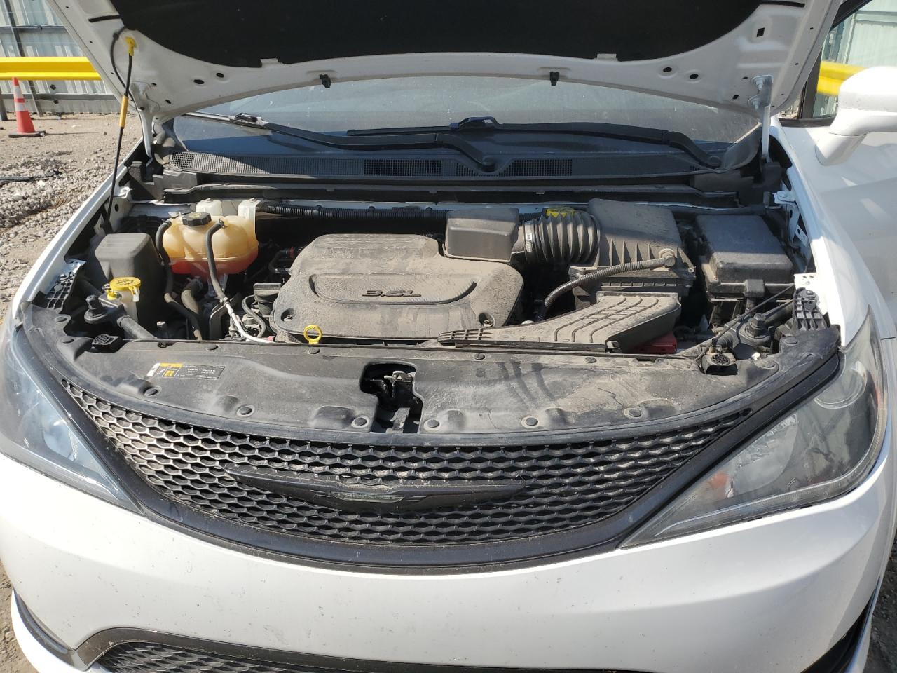 CHRYSLER PACIFICA TOURING