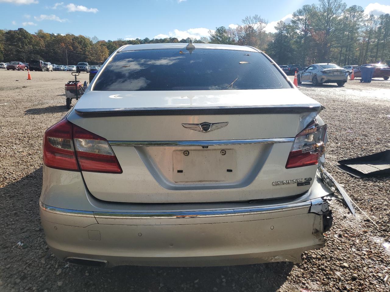 HYUNDAI GENESIS 5.0L