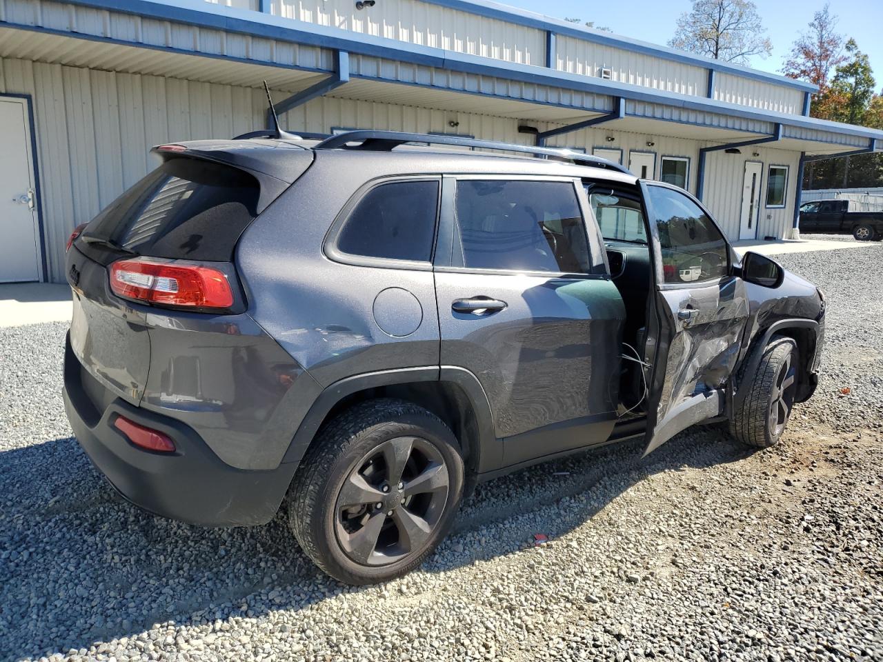 JEEP GRAND CHEROKEE LATITUDE