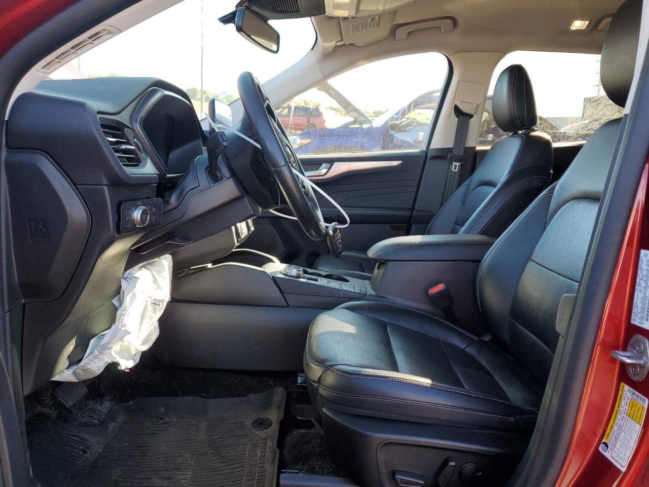 FORD ESCAPE TITANIUM