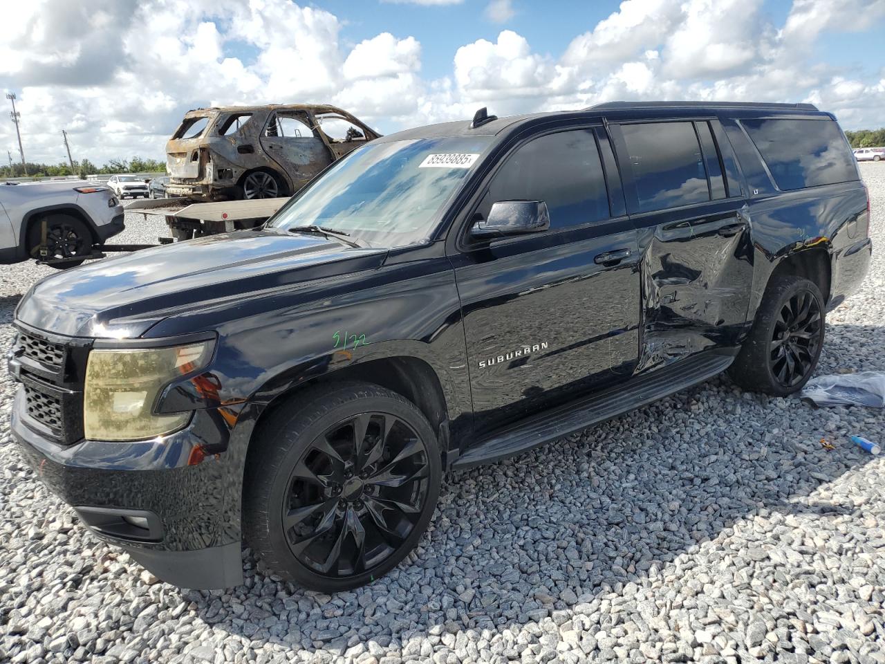 CHEVROLET SUBURBAN C1500 LT