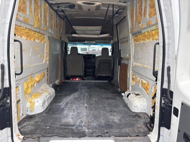 2018 NISSAN NV 2500 S #3284583331