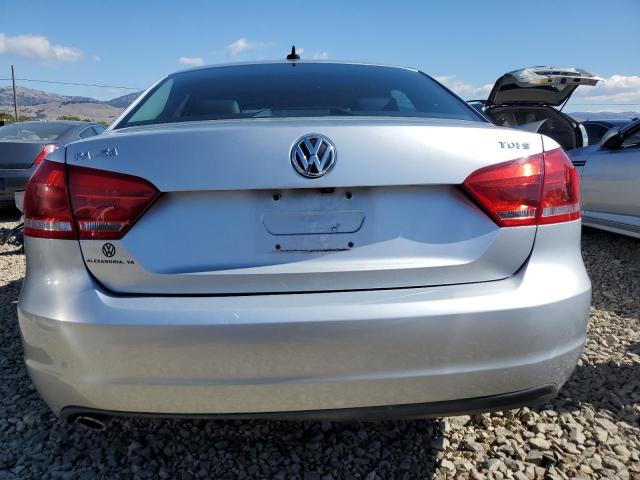 2015 VOLKSWAGEN PASSAT SE - 1VWBV7A31FC029300
