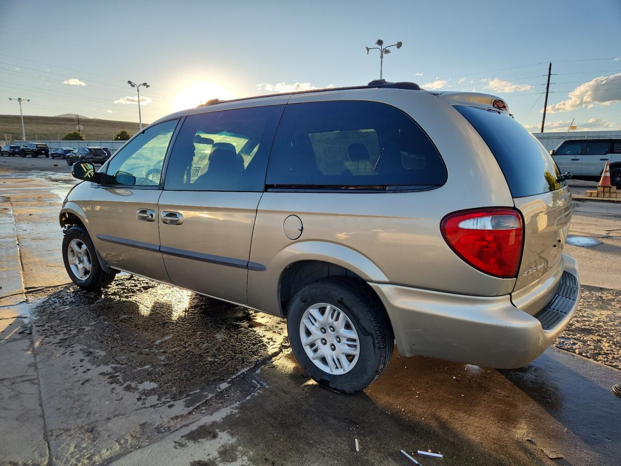 Lot #3269254122 2002 DODGE GRAND CARA