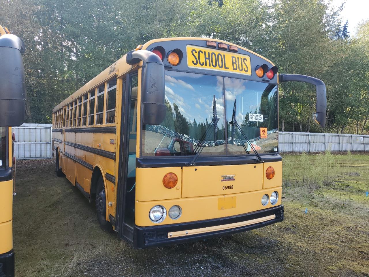 Lot #3257433506 2009 THOMAS SAF-T-LINER HDX