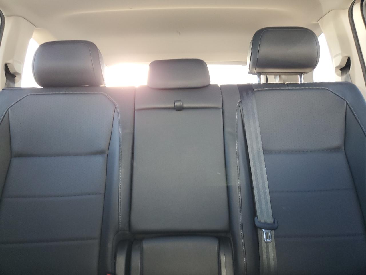 VOLKSWAGEN TIGUAN SE