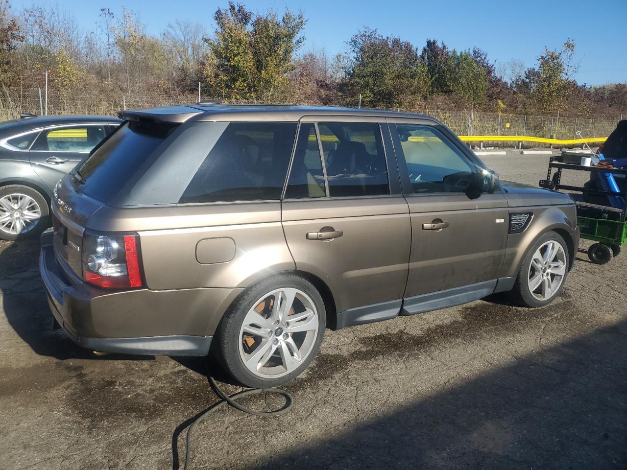 LAND ROVER RANGE ROVER HSE LUXURY