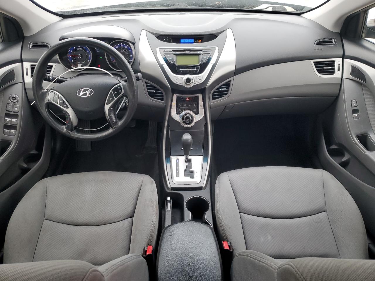 HYUNDAI ELANTRA GLS
