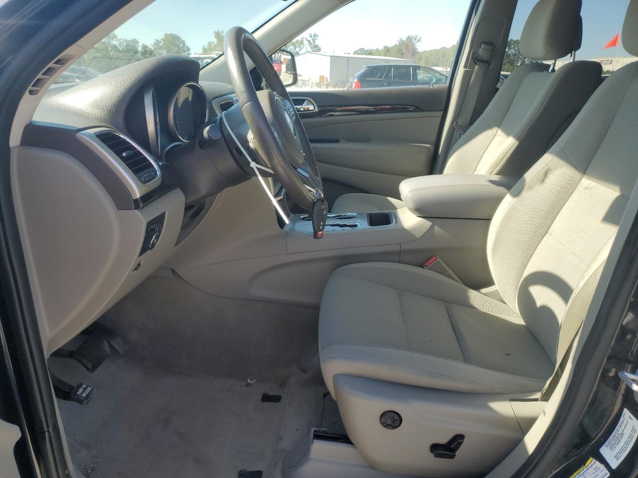 JEEP GRAND CHEROKEE LAREDO