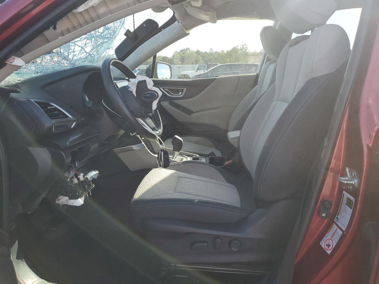 SUBARU FORESTER PREMIUM