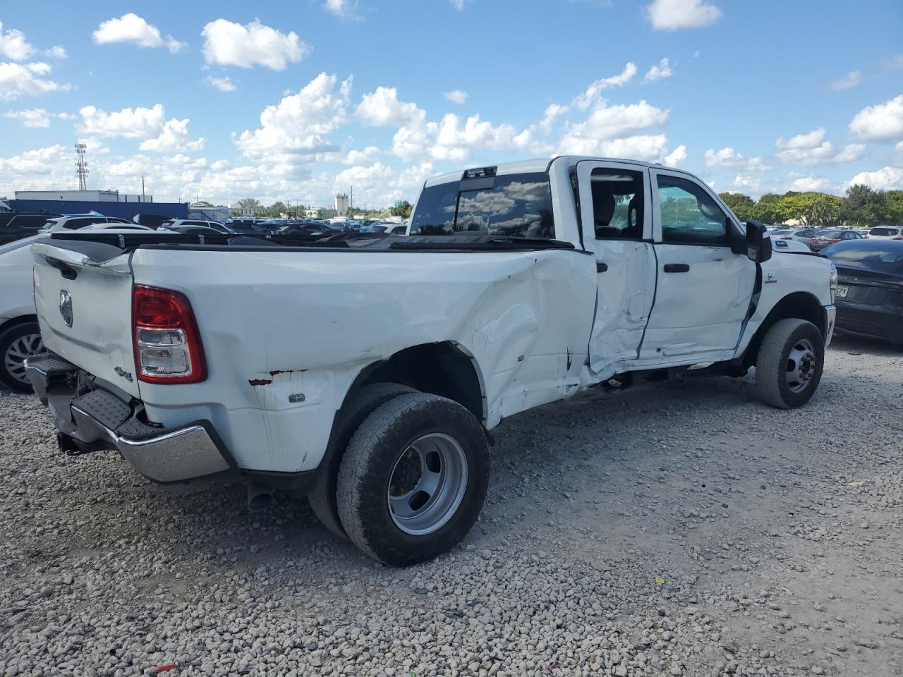 RAM 3500 TRADESMAN