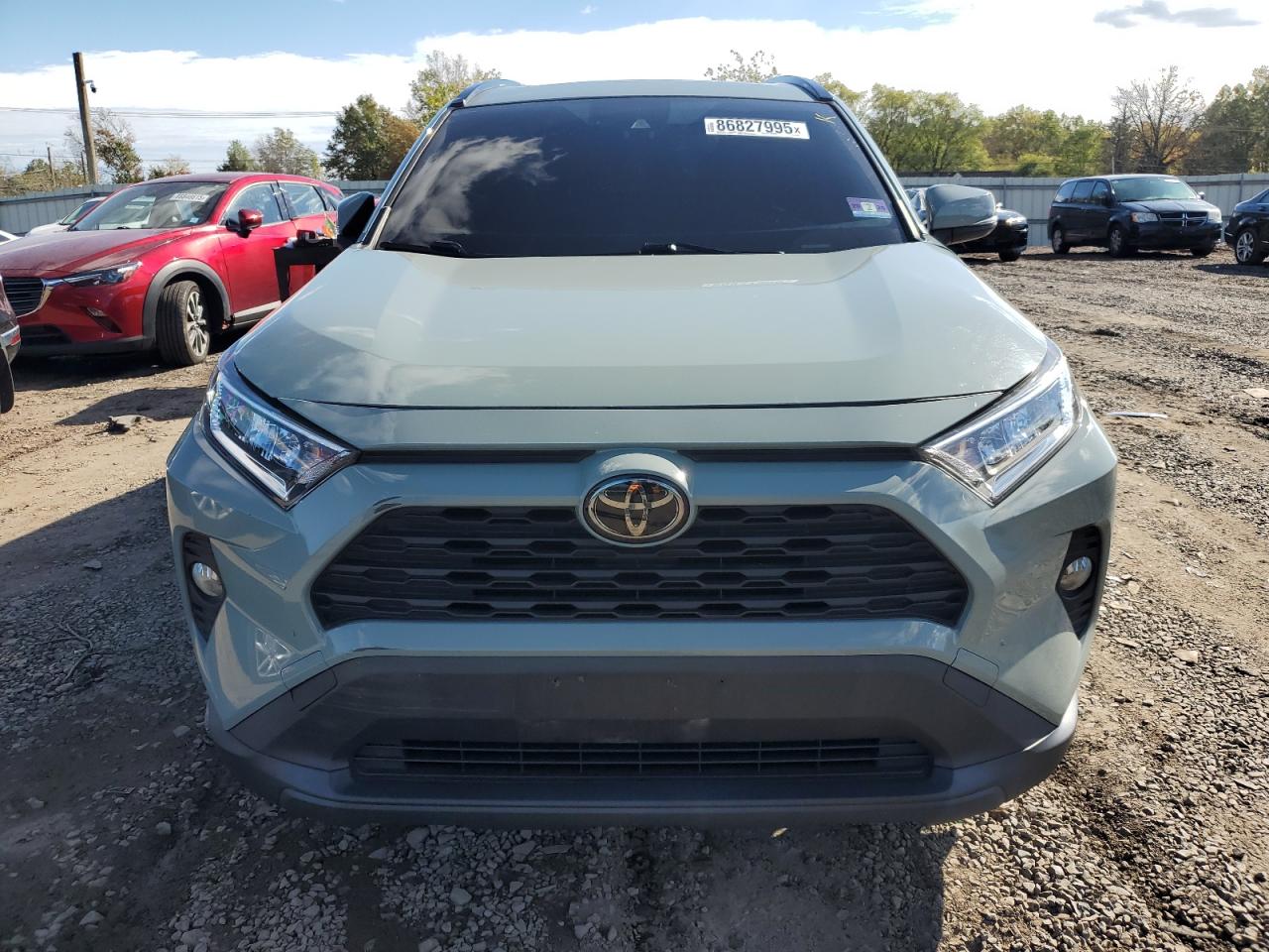 TOYOTA RAV4 XLE PREMIUM