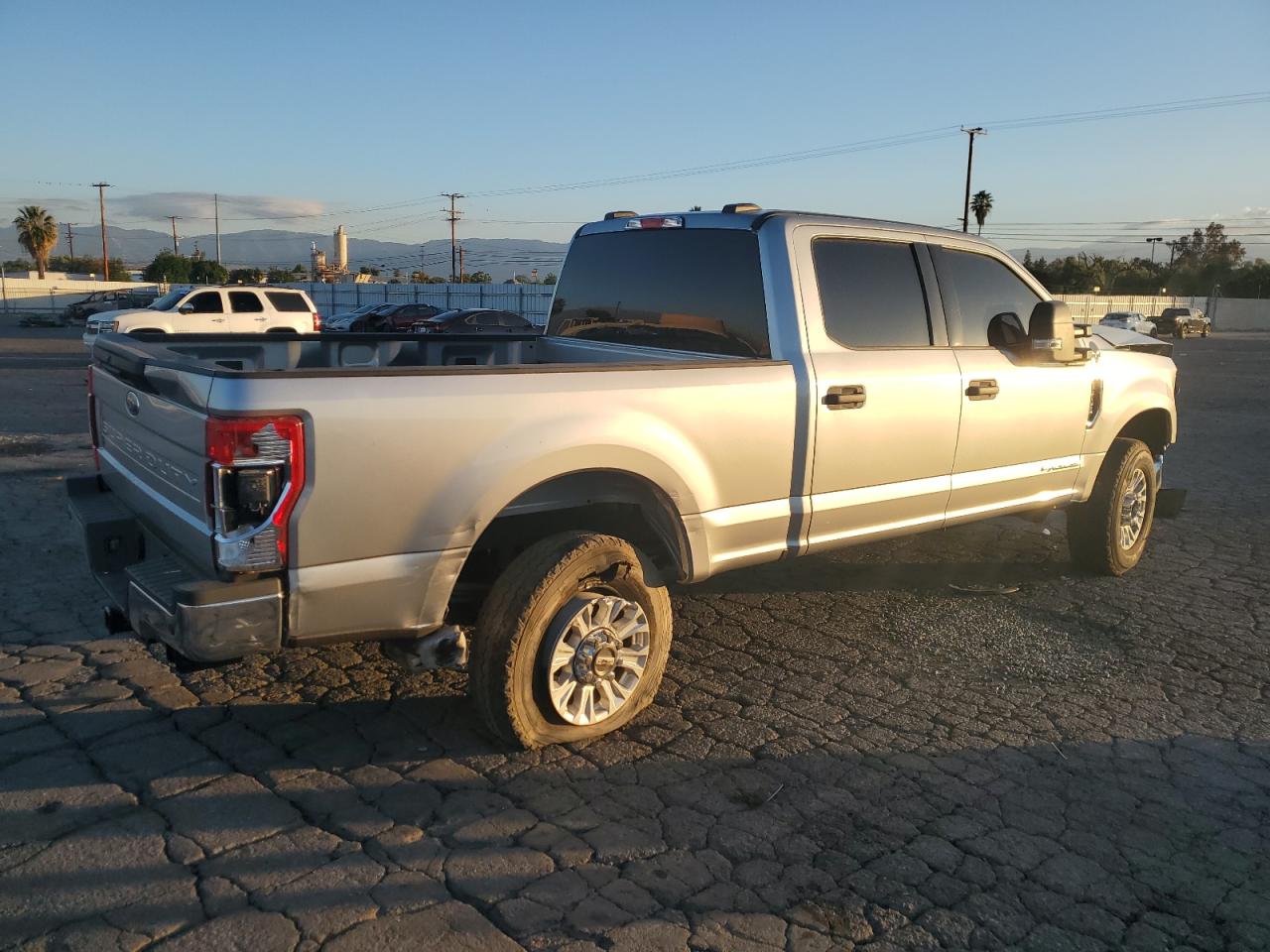 FORD F-250 SUPER DUTY