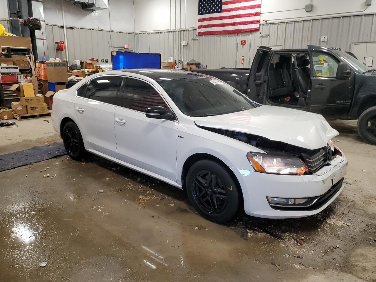 VOLKSWAGEN PASSAT SE