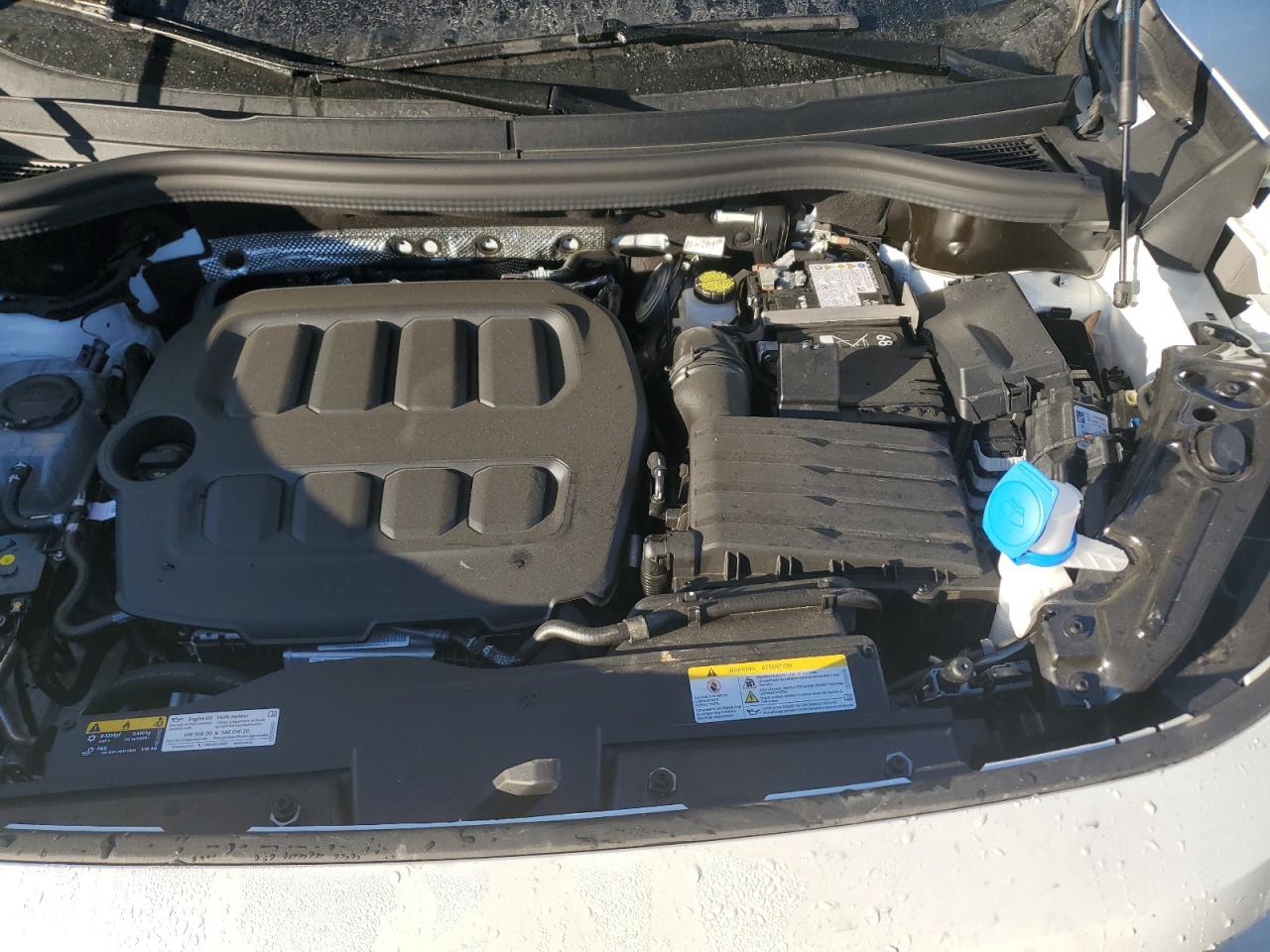 VOLKSWAGEN TIGUAN SE R-LINE BLACK