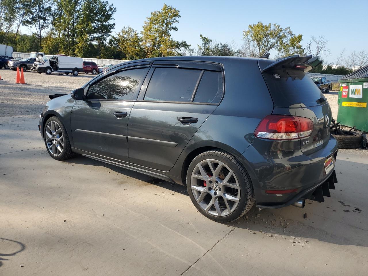 VOLKSWAGEN GOLF GTI