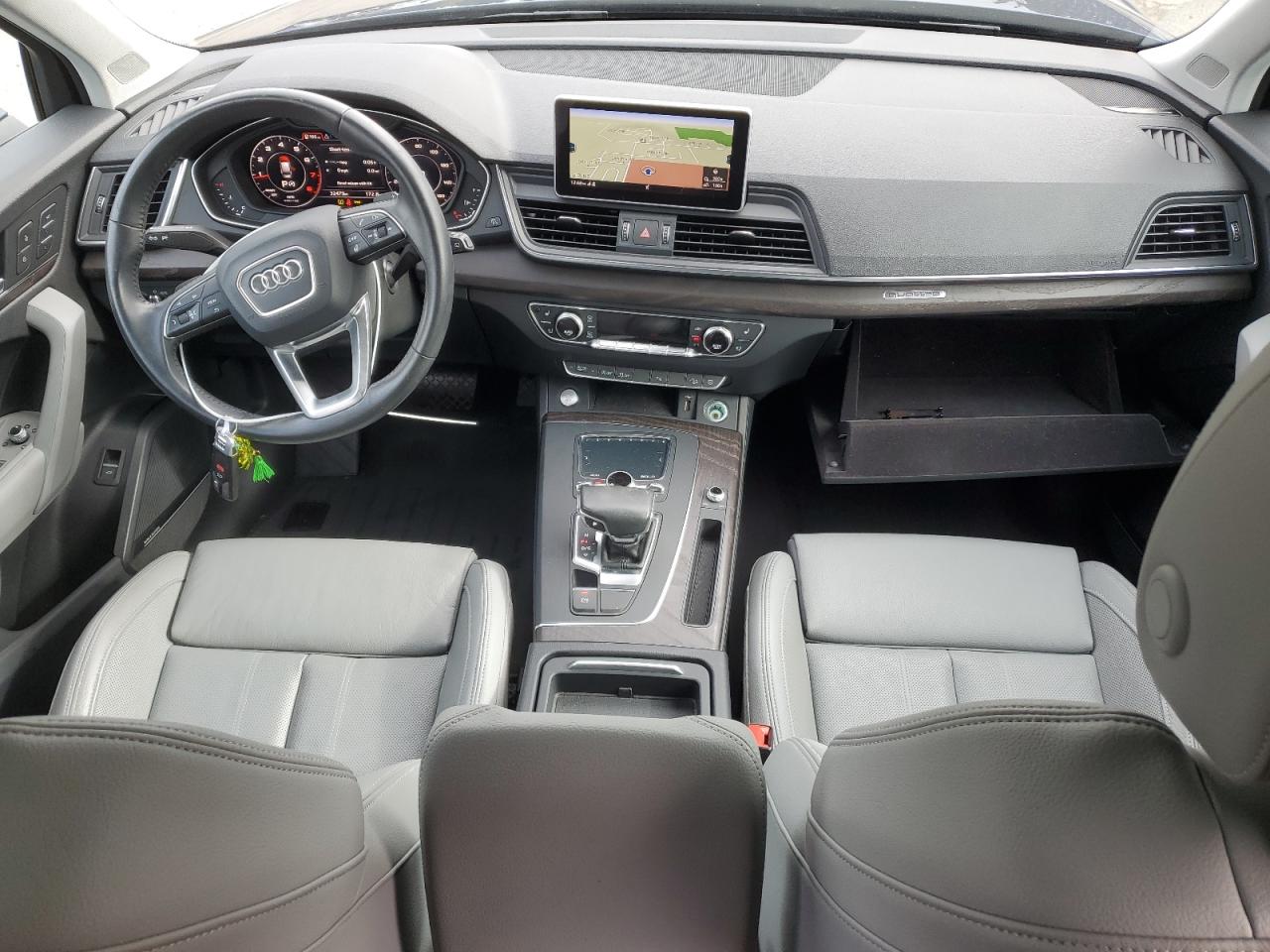 AUDI Q5 PREMIUM PLUS