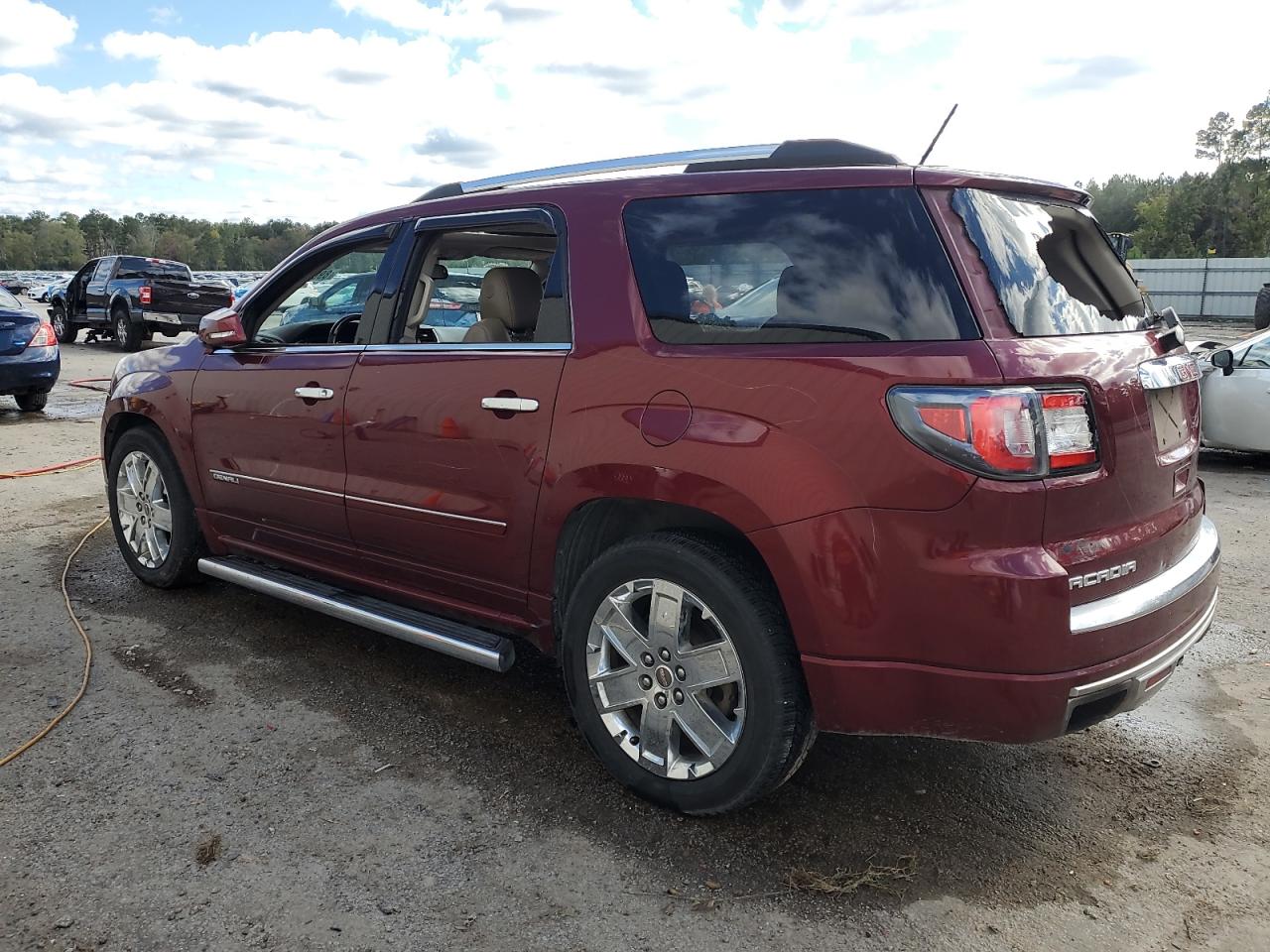 GMC ACADIA DENALI