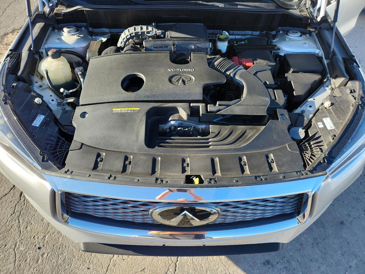 INFINITI QX50 ESSENTIAL