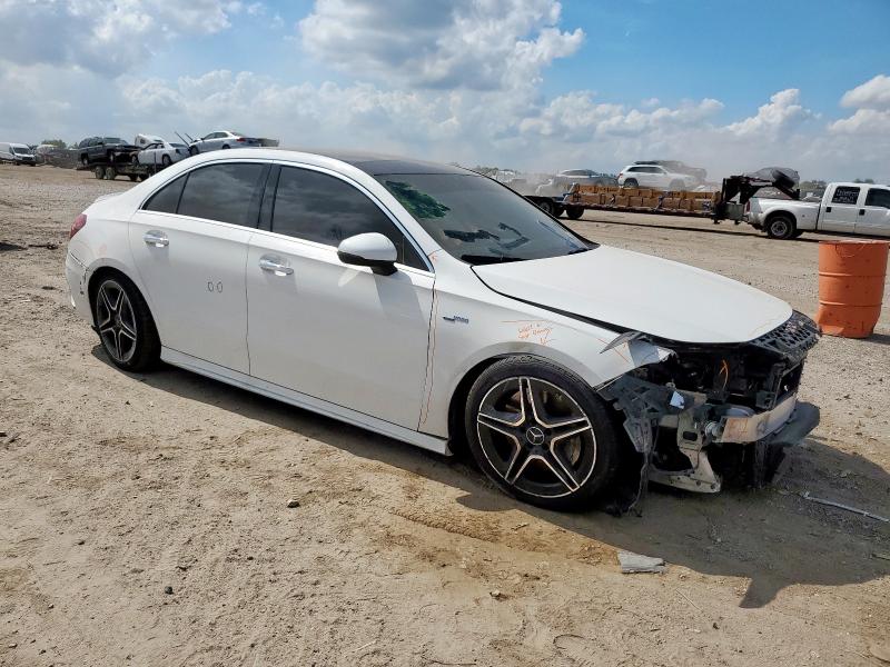 2020 MERCEDES-BENZ A 35 AMG W1K3G5BB4LJ231346