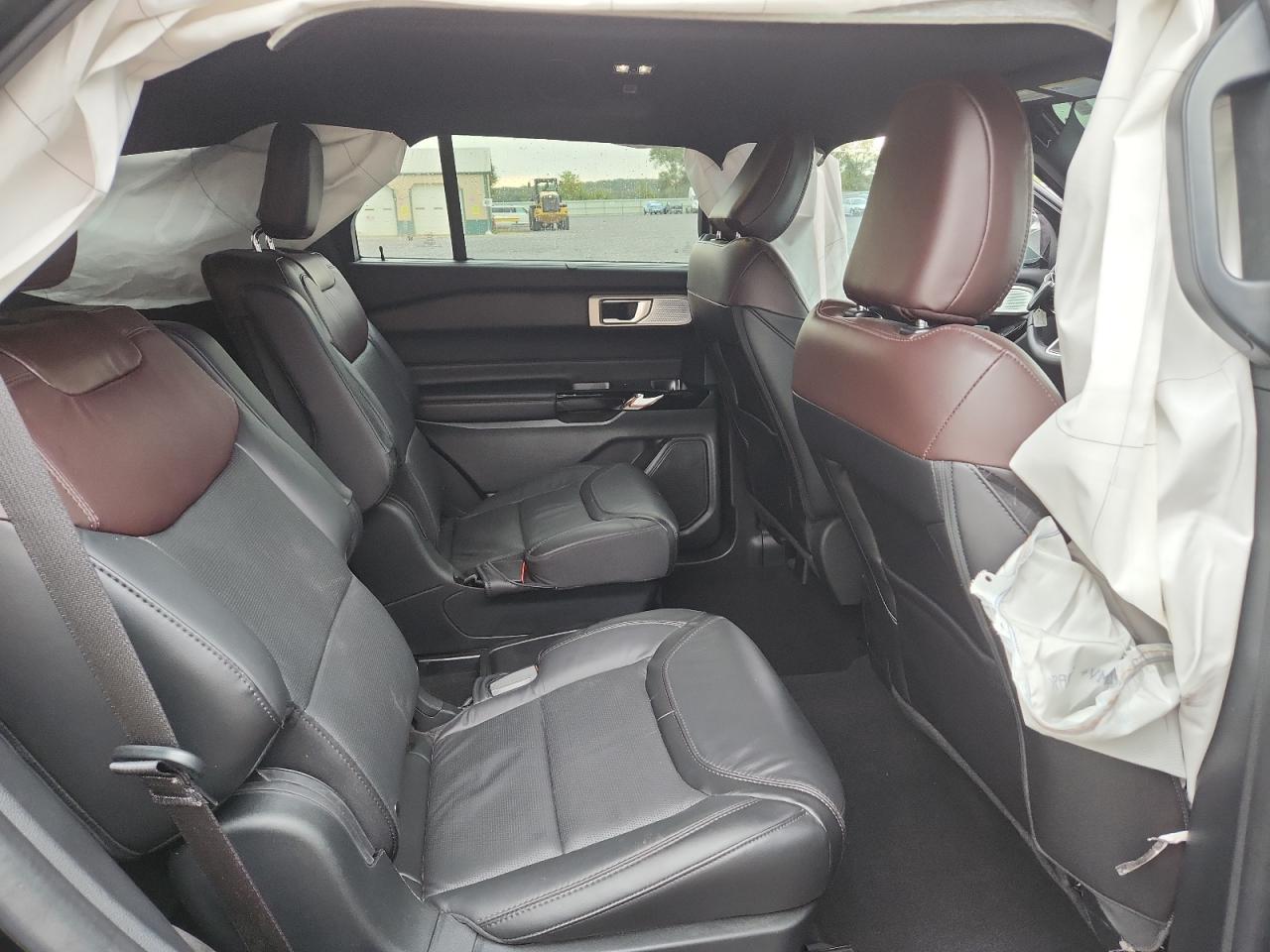 FORD EXPLORER PLATINUM